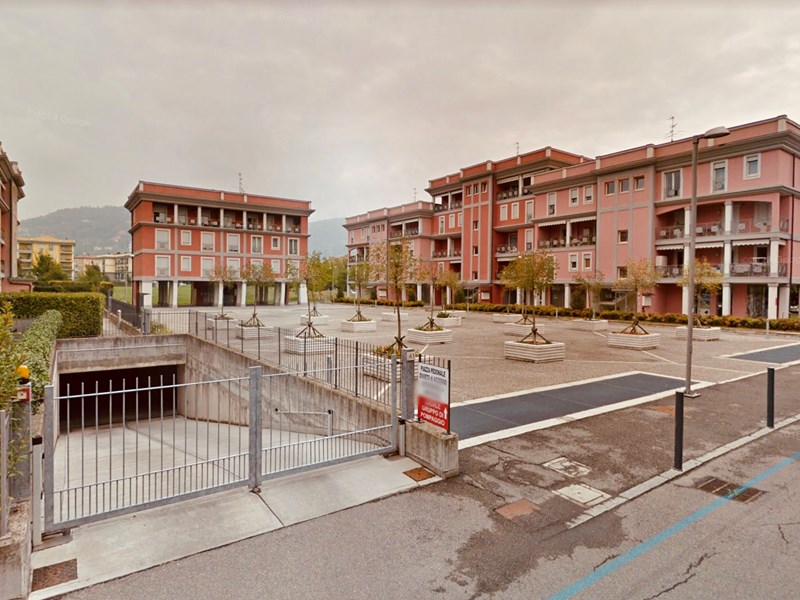 Ufficio in Vendita a Brescia, zona Complesso i Gelsi, 68'000€, 84 m²