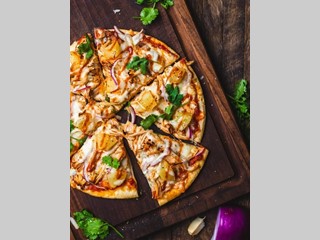 Attività commerciale in Vendita a Massa, 10'000€, 200 m²