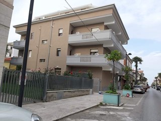 Quadrilocale in Vendita a Alba Adriatica, 120'000€, 95 m², arredato