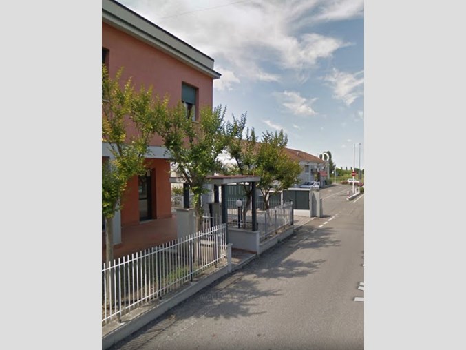 Casa Indipendente in Vendita a Dozza, zona Toscanella , 270'000€, 180 m²