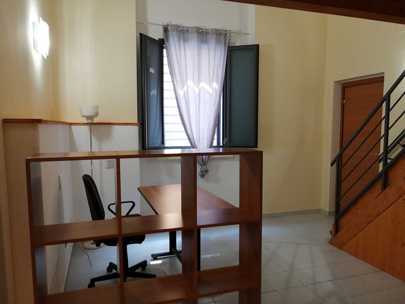 Casa Indipendente in Vendita a Bari, zona Carrassi, 95'000€, 50 m², arredato