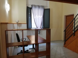 Casa Indipendente in Vendita a Bari, zona Carrassi, 95'000€, 50 m², arredato