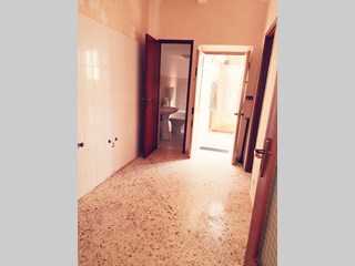 Casa Indipendente in Vendita a Messina, zona Viale Italia, 70'000€, 90 m²