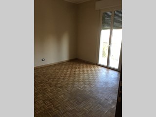 Trilocale in Affitto a Alessandria, zona Zona Cristo, 300€, 60 m²