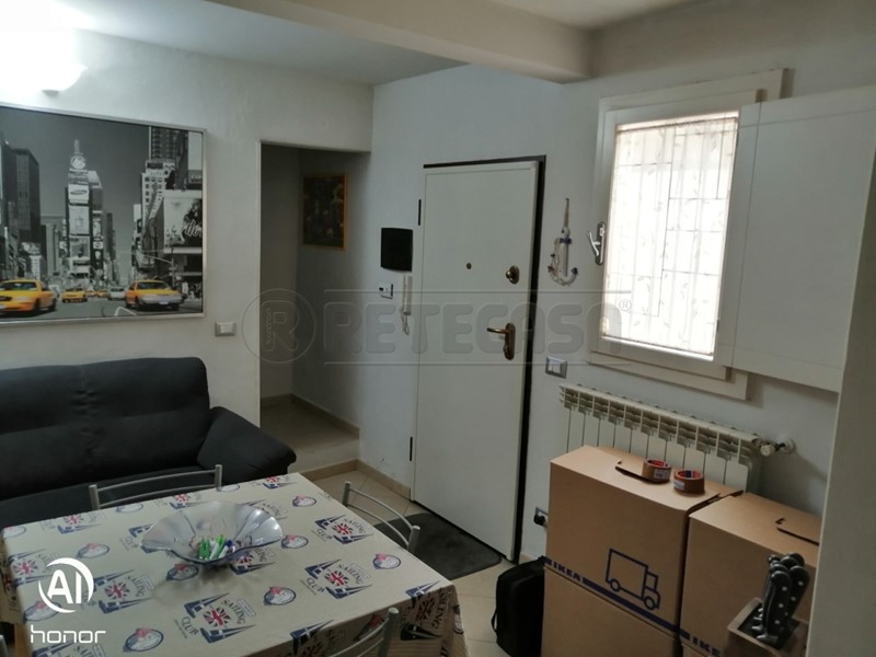 Trilocale in Vendita a Santa Maria a Monte, 65'000€, 90 m², arredato