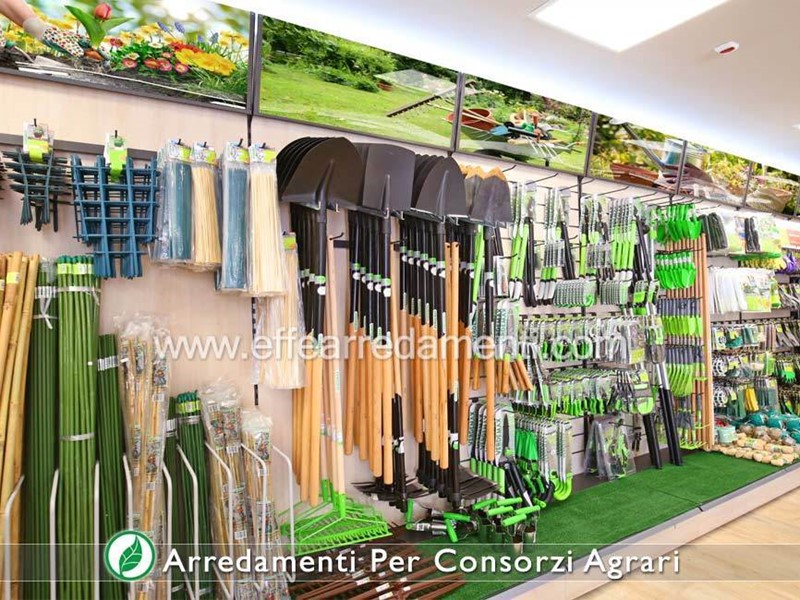 Attività commerciale in Vendita a Viareggio, 200 m²