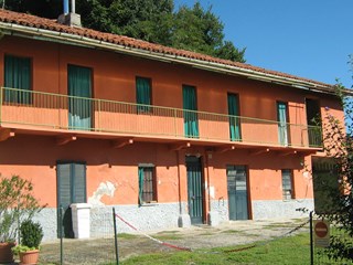 Rustico in Vendita a Canale, zona COLLINARE, 79'000€