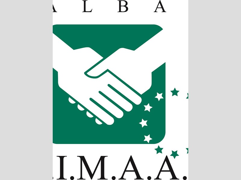 Appartamento in Vendita a Canale, zona CENTRALE, 80'000€