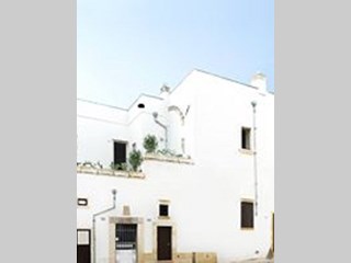 Casa Indipendente in Vendita a Galatina, 250'000€, 130 m², arredato