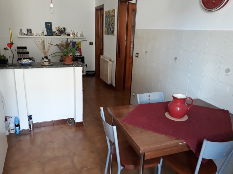 Quadrilocale in Vendita a Sarzana, 165'000&euro;, 95 m²