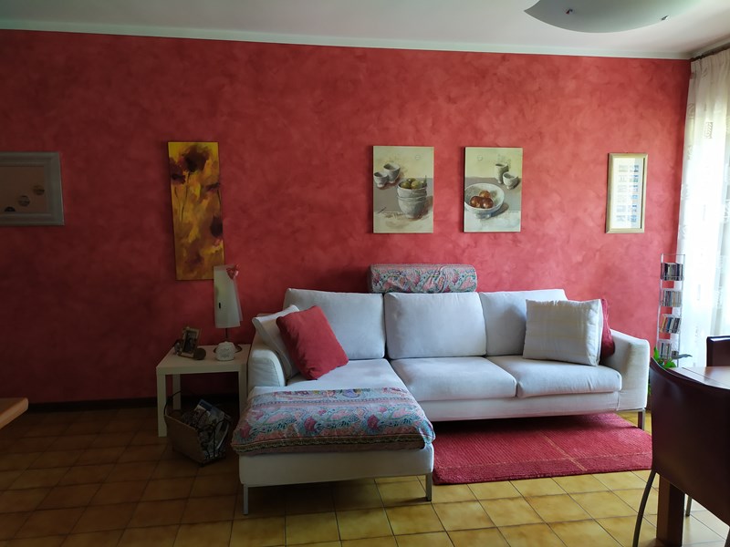 Bilocale in Vendita a Bassano del Grappa, zona Ca' Baroncello, 120'000€, con Box