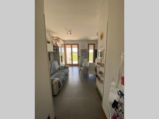Trilocale in Vendita a Roma, zona fonte laurentino, 200'000€, 50 m²