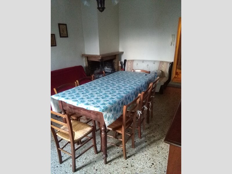 Quadrilocale in Vendita a Ovindoli, zona Centro, 109'000€, 100 m², arredato