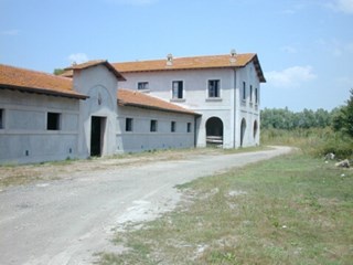 Casale in Vendita a Fiumicino, zona PARCO LEONARDO, 5'000'000€, 2500 m²