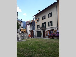 Appartamento in Affitto a Bardonecchia, zona Borgo Vecchio, 690€, 110 m², arredato