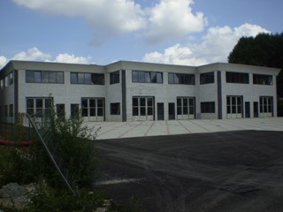 Capannone in Affitto a Lucca, zona Nord, 2'100€, 400 m²