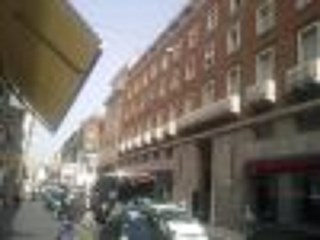 Ufficio in Affitto a Roma, zona centro storico, 2000 m²