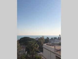 Appartamento in Vendita a Trani, zona Centro, 380'000€, 160 m², arredato, con Box