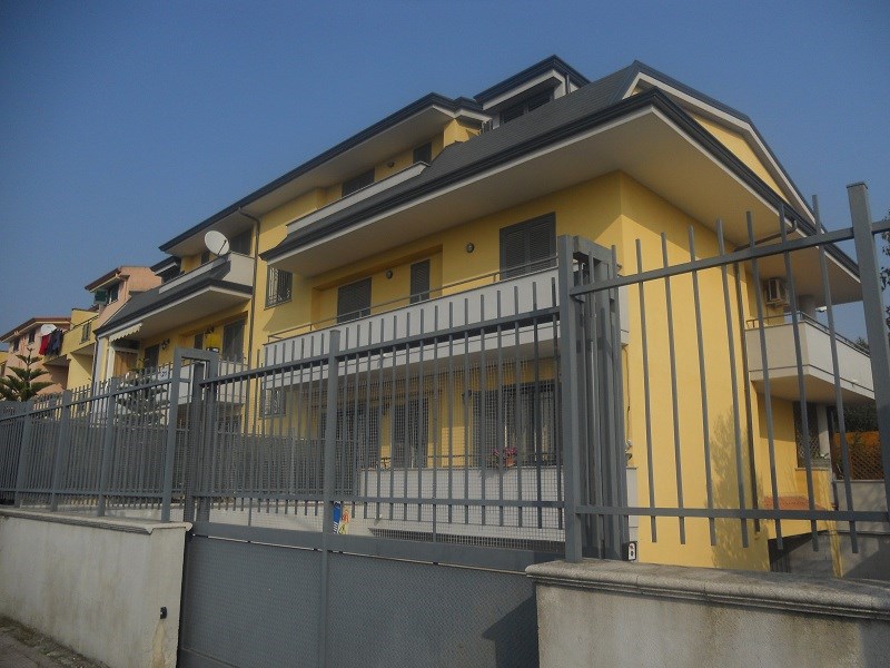 Mansarda in Vendita a Portico di Caserta, 99'000€, 70 m², con Box