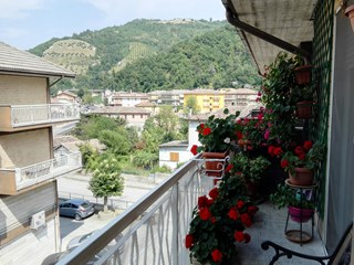 Appartamento in Vendita a Ascoli Piceno, zona F. Ne Mozzano , 129'000€, 160 m², con Box