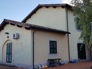 Villa in Vendita a Roma, zona LAURENTINA, 500 m²