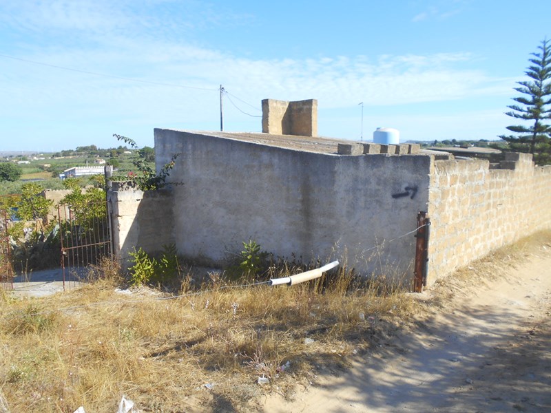 Terreno agricolo in Vendita a Castelvetrano, zona Contrada Fontanelle, 14'000&euro;, 4200 m²