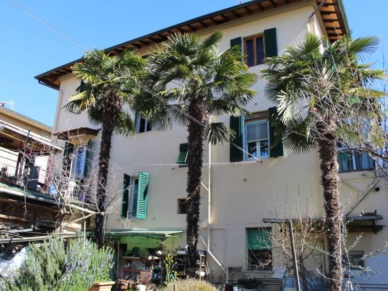 Casa Indipendente in Vendita a Certaldo, 310'000€, 300 m², arredato, con Box