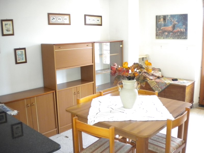 Bilocale in Affitto a Melito di Porto Salvo, zona Pilati, 350€, 80 m², arredato