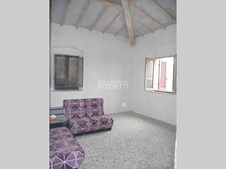 Casale in Vendita a Cerreto Guidi, 165'000€, 200 m²