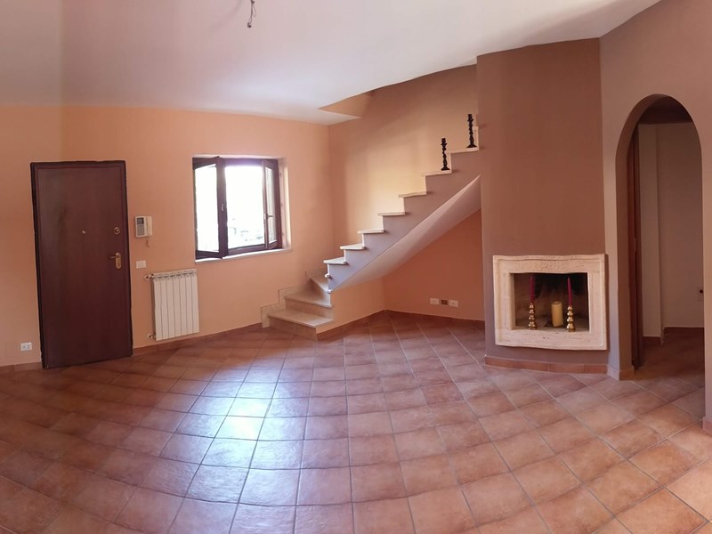 Villetta a schiera in Vendita a Cave, 149'000€, 110 m²
