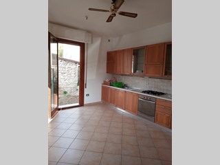 Appartamento in Vendita a Pesaro, zona Villa Caprile, 155'000&euro;, 110 m²