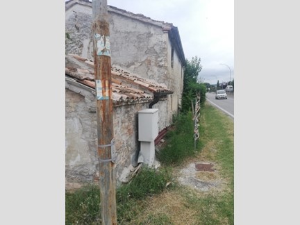 Casale in Vendita a Castelbellino, 37'000€, 130 m²