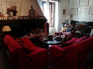 Appartamento in Vendita a Sinalunga, zona centro storico, 140'000€, 140 m²