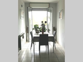 Bilocale in Vendita a Gallarate, zona Via Torino , 150'000€, 85 m², con Box