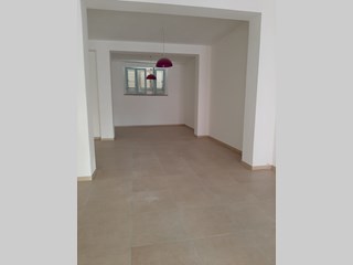 Ufficio in Affitto a Siniscola, zona siniscola centro , 1'000&euro;, 153 m²