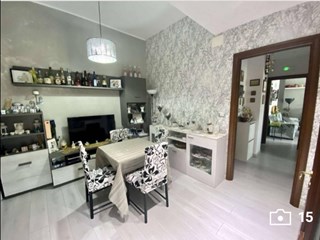 Quadrilocale in Vendita a Catania, zona Catania, 95'000&euro;, 68 m²