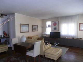 Casa Semi Indipendente in Vendita a Viareggio, zona Viareggio Mare, 650'000€, 200 m²