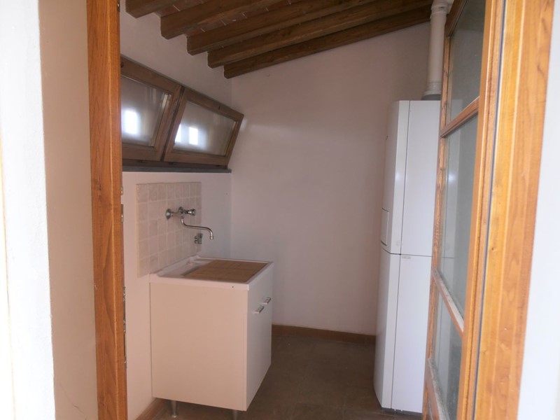 Casa Semi Indipendente in Vendita a Camaiore, zona Lido di Camaiore, 500'000&euro;, 180 m²