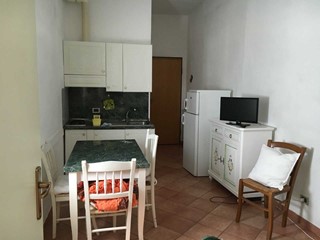 Bilocale in Affitto a Viareggio, zona Viareggio Mare, 40 m², arredato