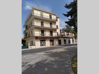Appartamento in Affitto a Baronissi, zona Centro, 160€, 120 m², arredato