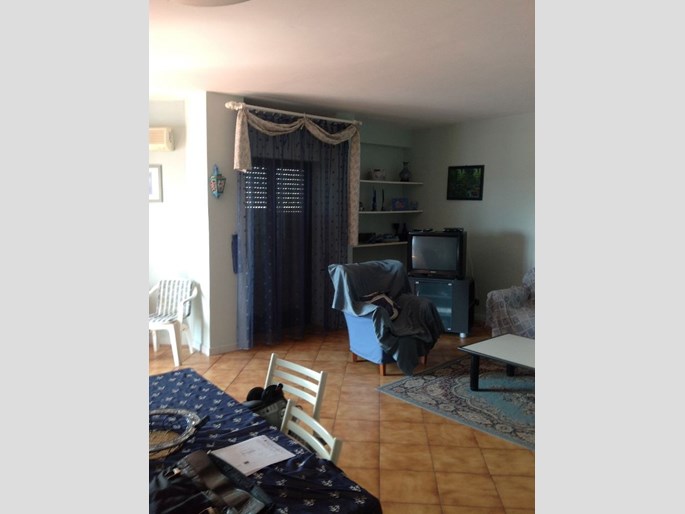 Quadrilocale in Vendita a Latina, zona via Appia lato Napoli n.100, 270'000€, 136 m², arredato