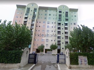 Quadrilocale in Vendita a Bari, zona Loseto, 145'000€, 116 m², arredato, con Box