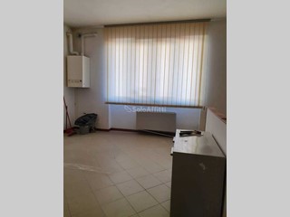 Ufficio in Affitto a Foiano della Chiana, zona Centro, 400&euro;, 60 m²