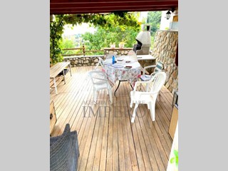 Casa Semi Indipendente in Vendita a Ventimiglia, zona Latte, 150'000€, 60 m², arredato