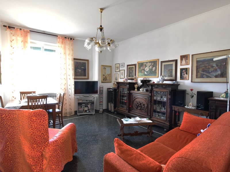 Trilocale in Vendita a Albissola Marina, 200'000€, 80 m²