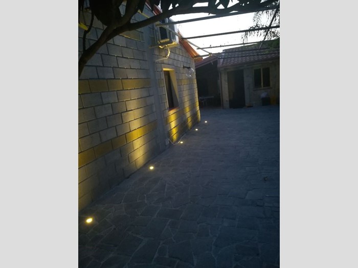 Villa in Affitto a Capri Leone, zona ROCCA DI CAPRI LEONE, 100 m², arredato