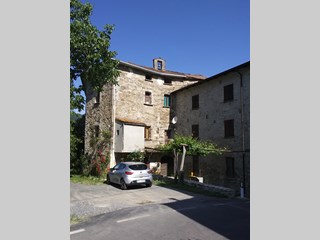 Rustico in Vendita a Corte Brugnatella, zona Casaldrino, 45'000€, 80 m²