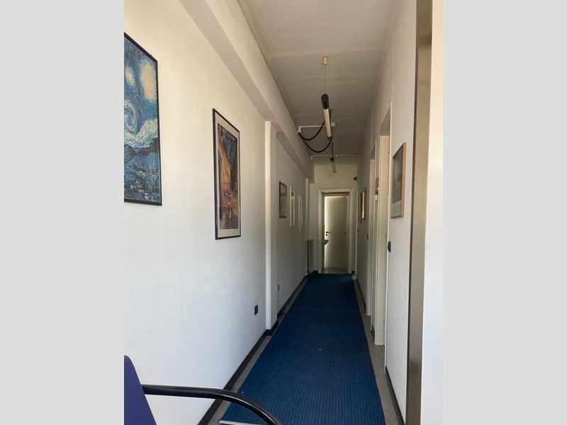 Capannone in Affitto a Castelnuovo Magra, 600&euro;, 75 m²