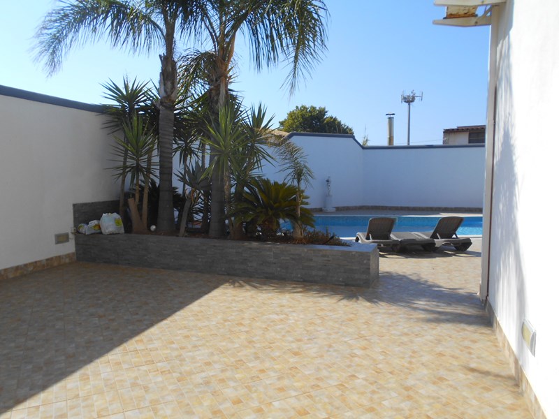 Villa in Vendita a Castelvetrano, zona Selinunte, 580'000&euro;, 500 m², arredato