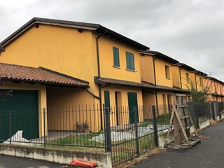 Villa in Vendita a Sant'Alessio con Vialone, 69'500€